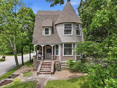 706 W Wall St, Harrisonville, MO, 64701