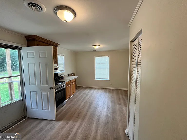 117 Thomas Blvd — Photo 3