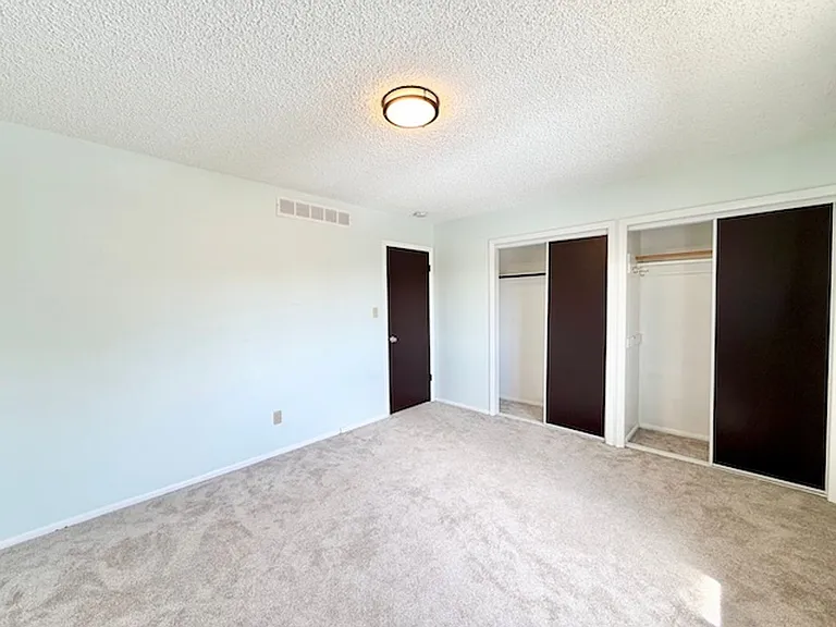 954 S Miller St — Photo 18