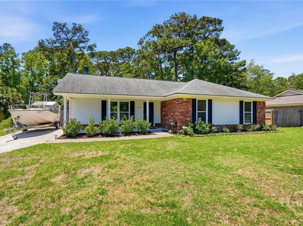 1329 Pine Ridge Drive, Savannah, GA 31406