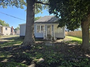 106 NW 5th Ave, Aledo, IL 61231