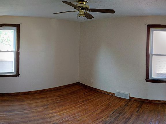 5th image of 86 David Ave #2