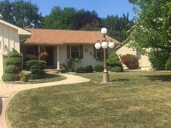 2nd image of 6212 Thorncliff Dr