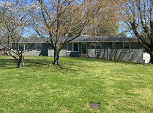 236 Island Dr, Hendersonville, TN 37075