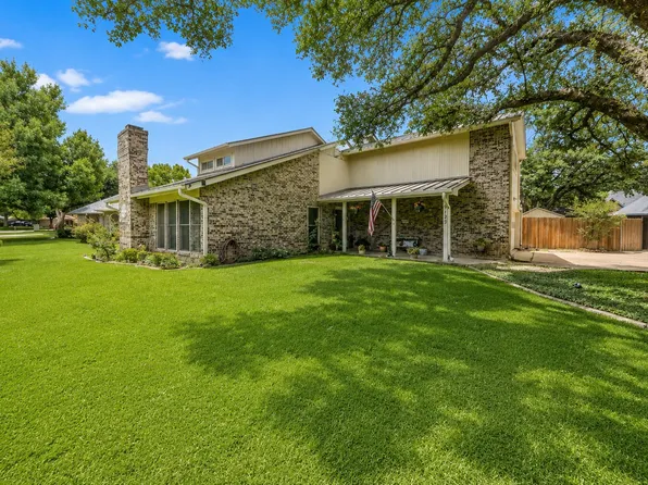9129 Timber Oaks Dr, Fort Worth, TX 76179