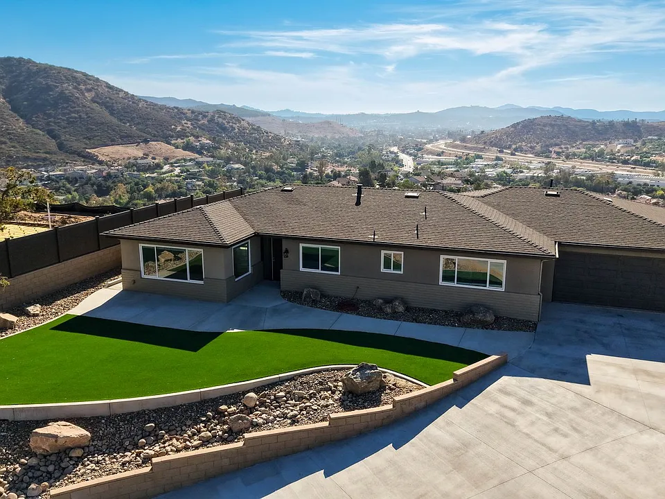 9414 Saddle Hill Rd