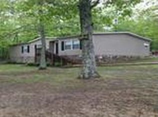 170 Dennis Rd, Trenton, GA 30752