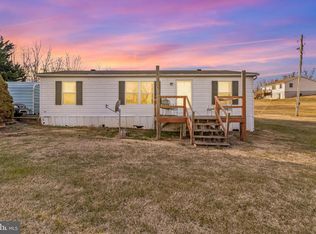 88 Chet Dr, Hedgesville, WV 25427