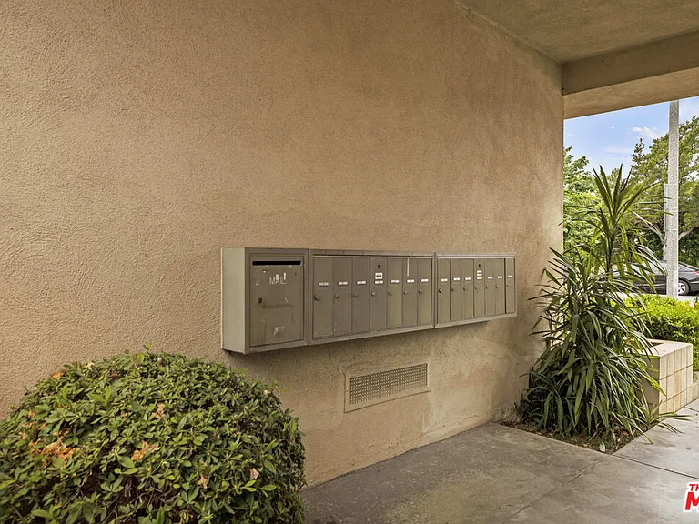 1538 Stanford St #8 — Photo 17