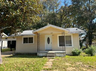 207 Harper St, Winona, MS 38967