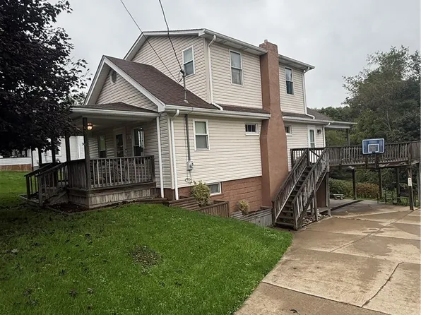 536 Woodvue Ln, Wintersville, OH 43953