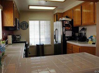 5370 Tenderfoot Dr, Fontana, CA 92336