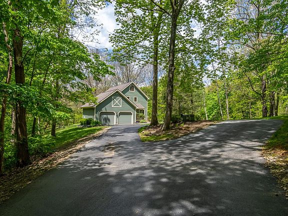 2nd image of 19 Wigwam Path