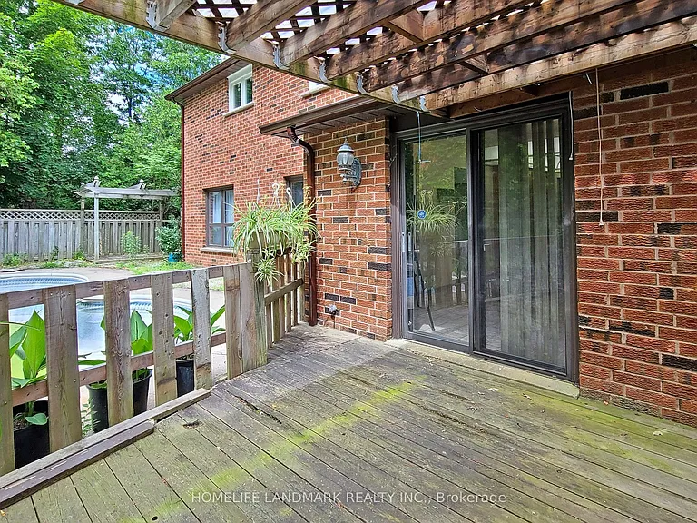 69 Windrush Trl — Photo 37