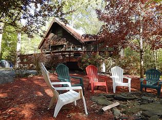 125 Pine Hill Dr, Lakeville, PA 18438