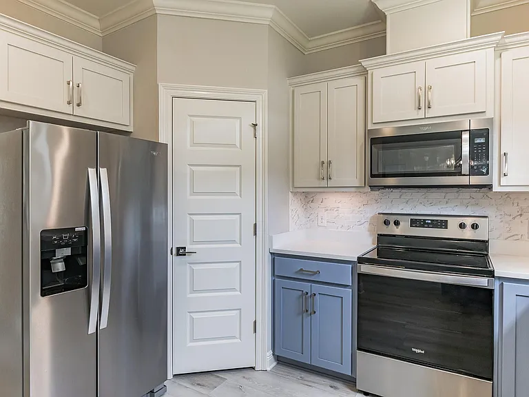5798 Winifred Ave — Photo 30