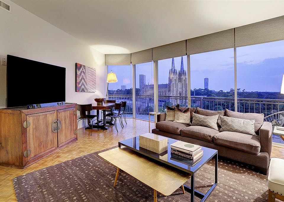 1st image of 5050 Woodway Dr #6G