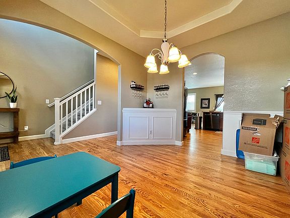 3rd image of 540 Edenbridge Dr