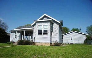 212 2nd Ave