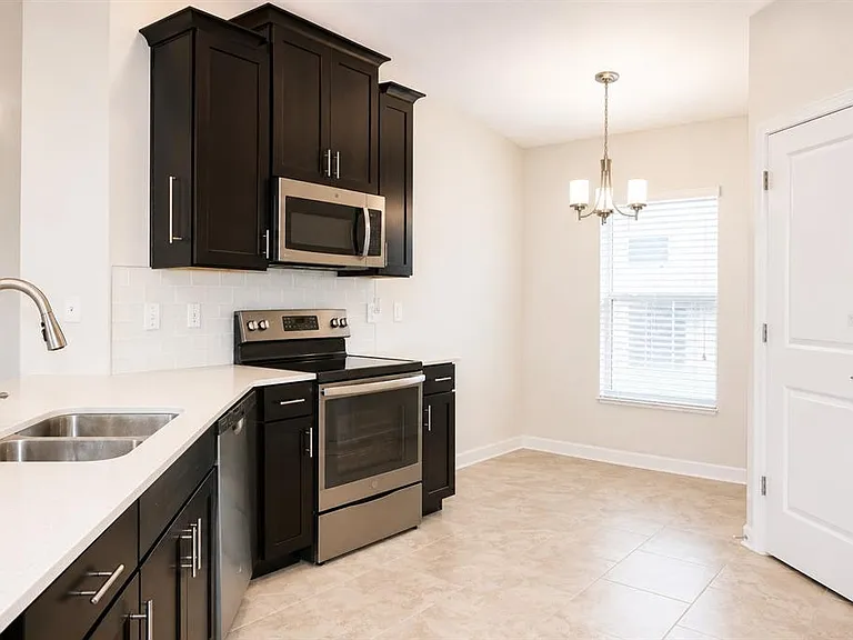2172 Lake Side Ave — Photo 8