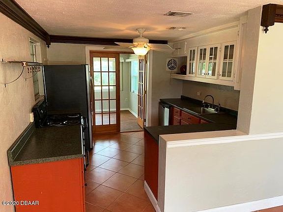 3rd image of 55 Palmetto Dr