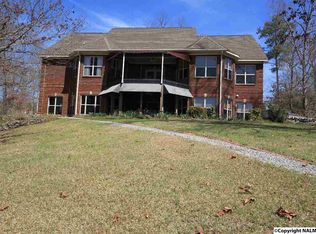 52 Miles Dr, Arley, AL 35541