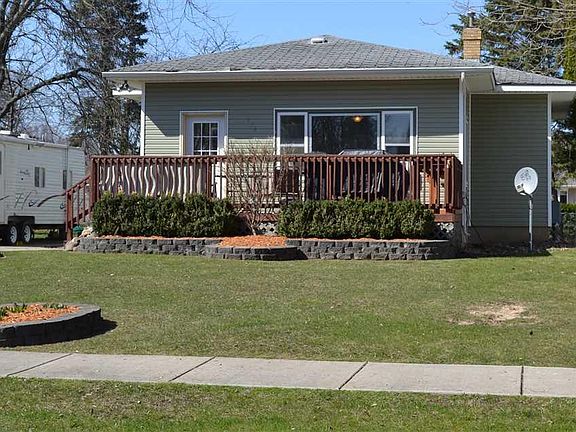 2nd image of 179 E Orchard Ave