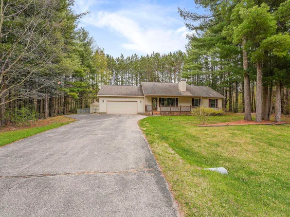9239 Evergreen Dr, Traverse City, MI 49684