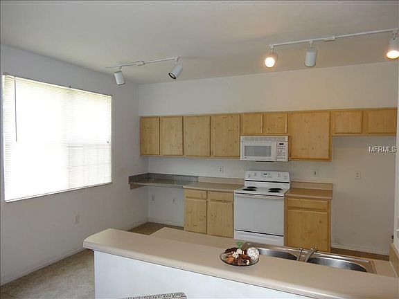 2nd image of 10825 Windsor Walk Dr #3101