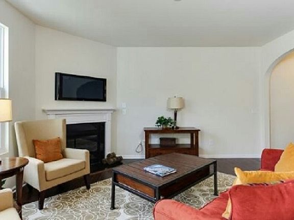3rd image of 10118 Knotty Pine Ln