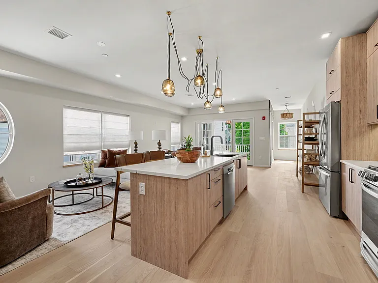 63 Church St #5 — Photo 10