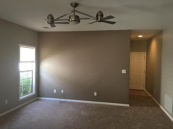4th image of 1129 Harlan Cir
