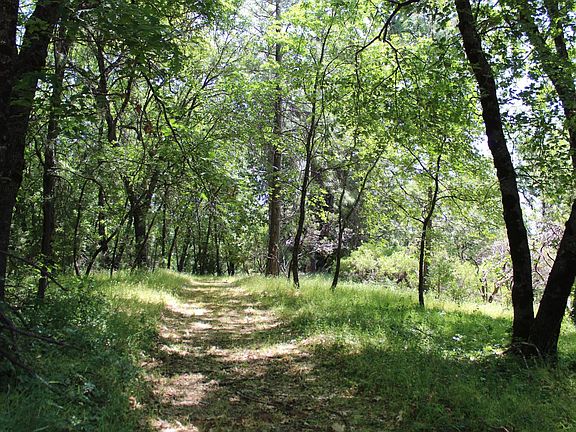 2nd image of 21785 Highway 26