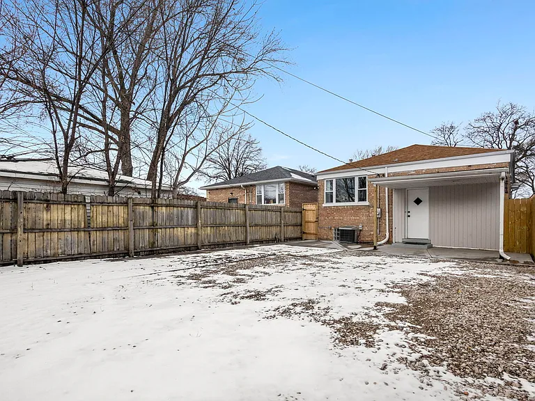 1723 W 75th Pl — Photo 22