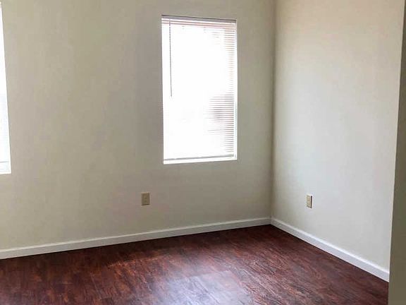 4th image of 639 Manton St