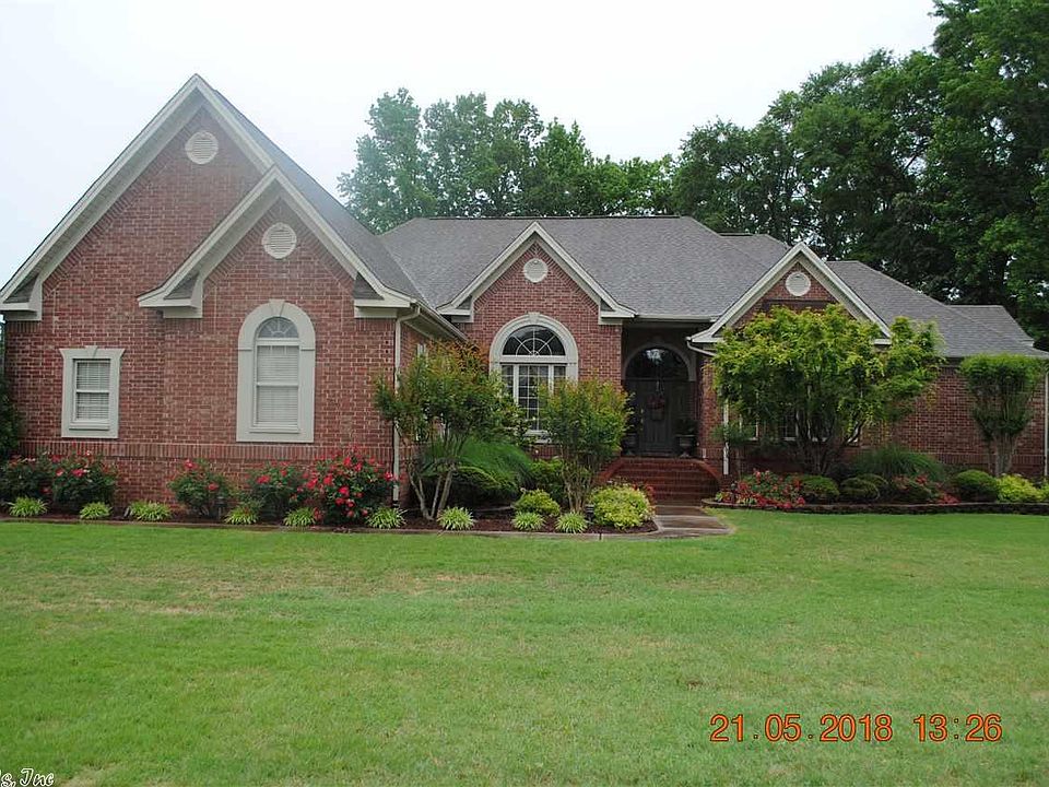 1st image of 118 Water Oak Dr