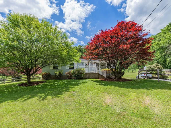 510 Lockville Rd, Pittston, PA 18643