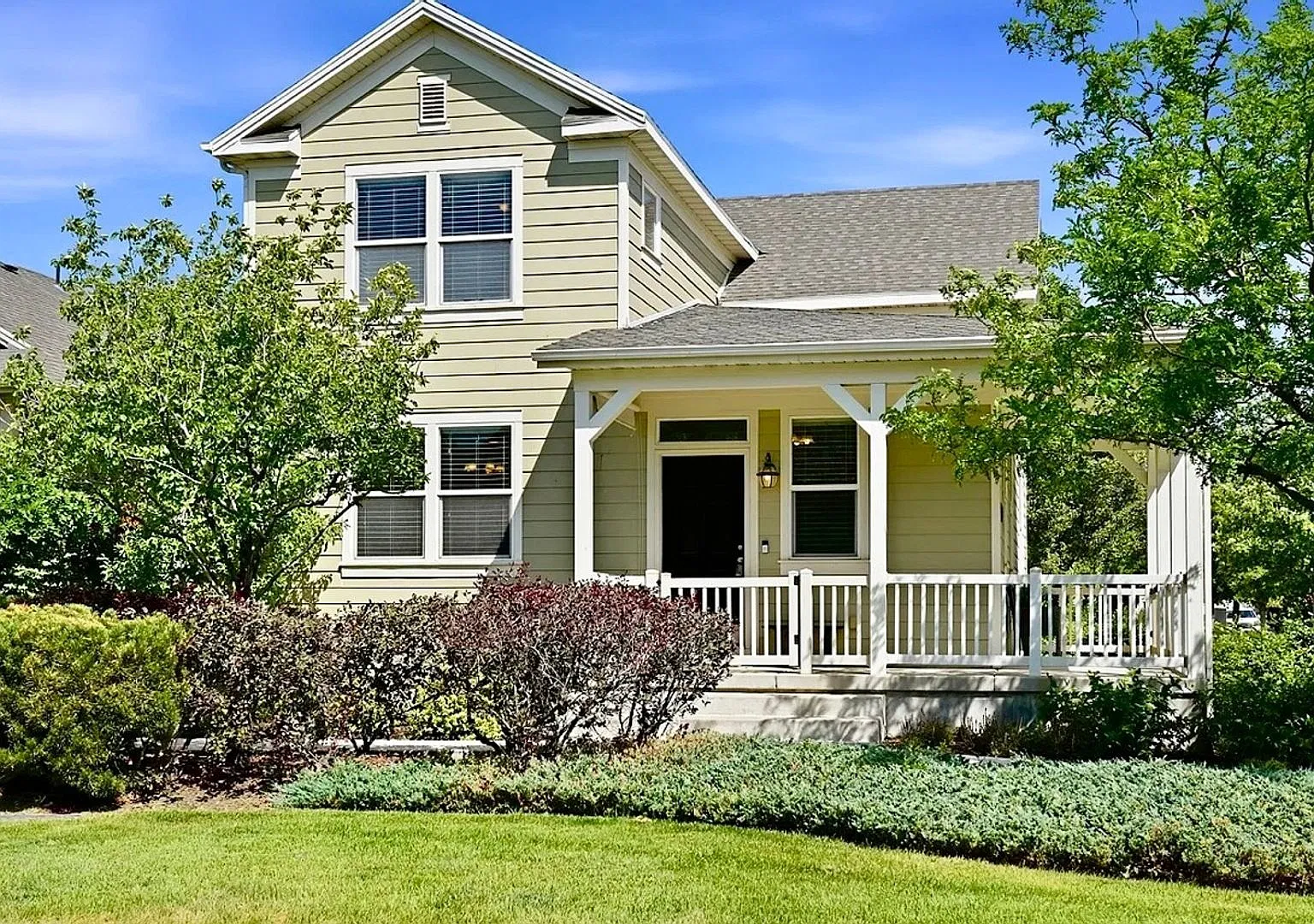 Stunning 4BR House in South Jordan — Photo 1