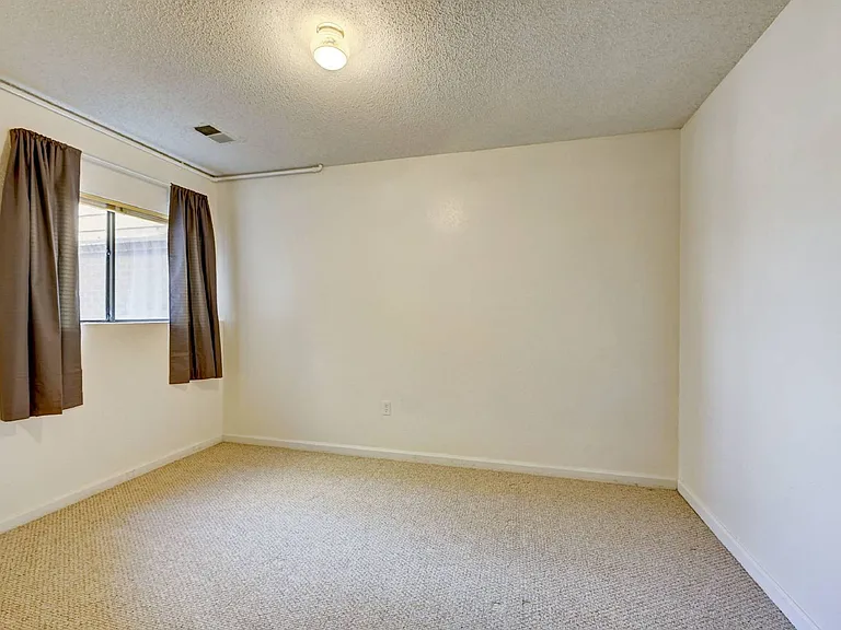 6528 W Mississippi Way — Photo 10