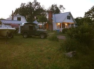 250 Holly St, Shady Cove, OR