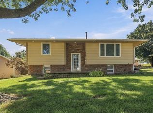 1101 Skylane Dr, Norwalk, IA 50211