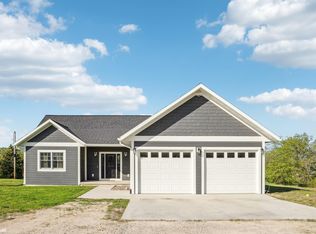 2230 S 32nd St, Fairfield, IA 52556