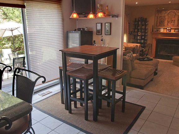 3rd image of 5 Martino Dr