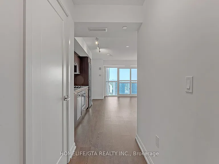 275 Village Green Sq #2421 — Photo 7