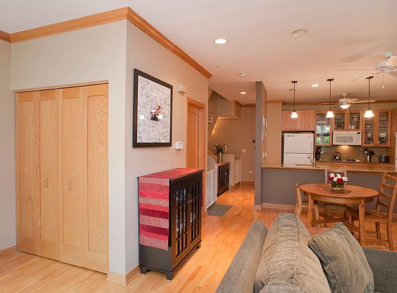 3rd image of 101 N Euclid Ave APT 2-22