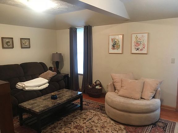4th image of 1007 Elkins Dr