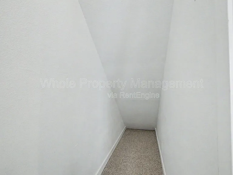 5803 Poplar St — Photo 24