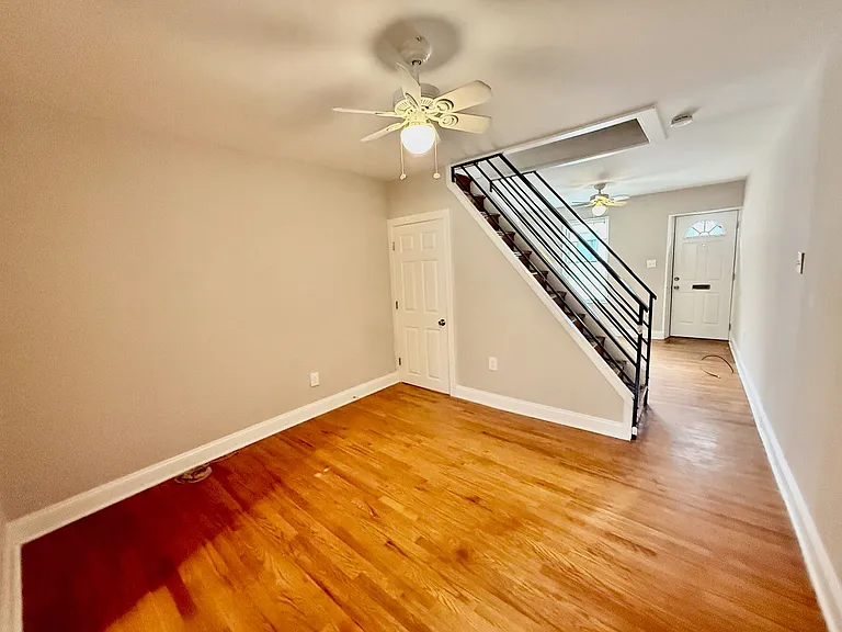 1228 Peters St — Photo 12