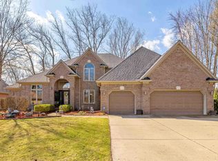 28014 Ashland Ave, Harrison Township, MI