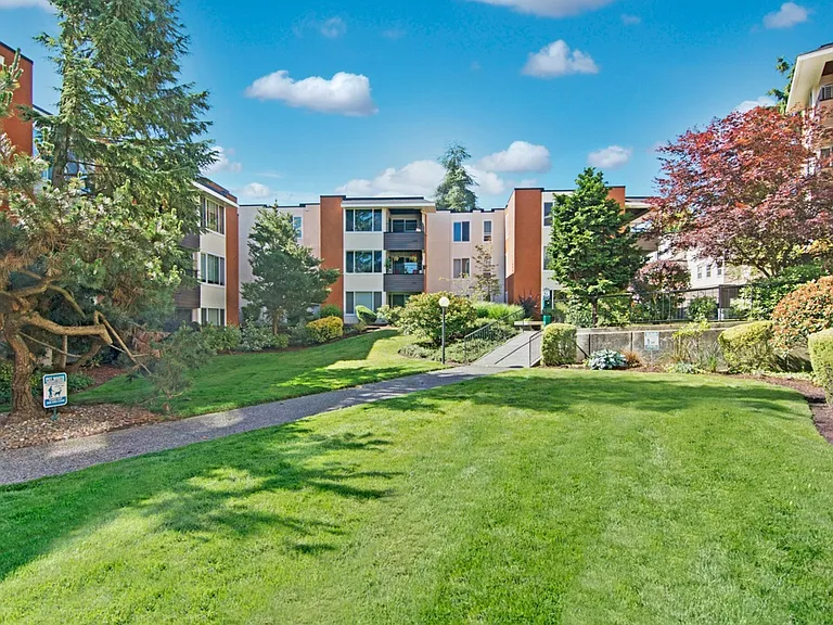 Watercrest — Photo 19